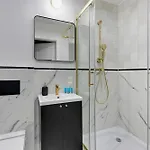 Comfort Zlotnikow شقة